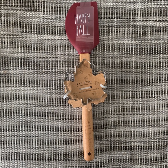 Rae Dunn Halloween Silicone Spatula and Cookie Cutter Set Happy Fall - Picture 1 of 4